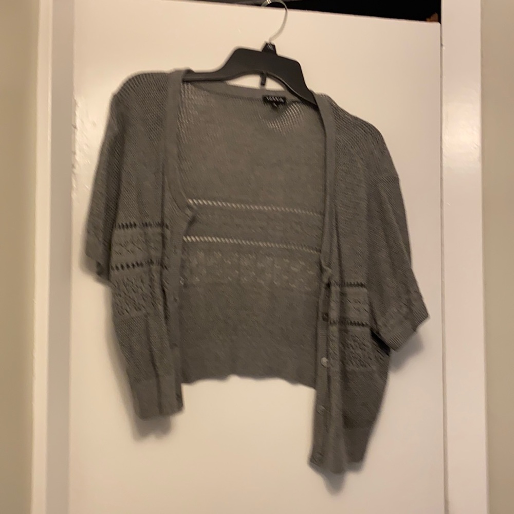 Torrid shirt sleeve cropped sweater